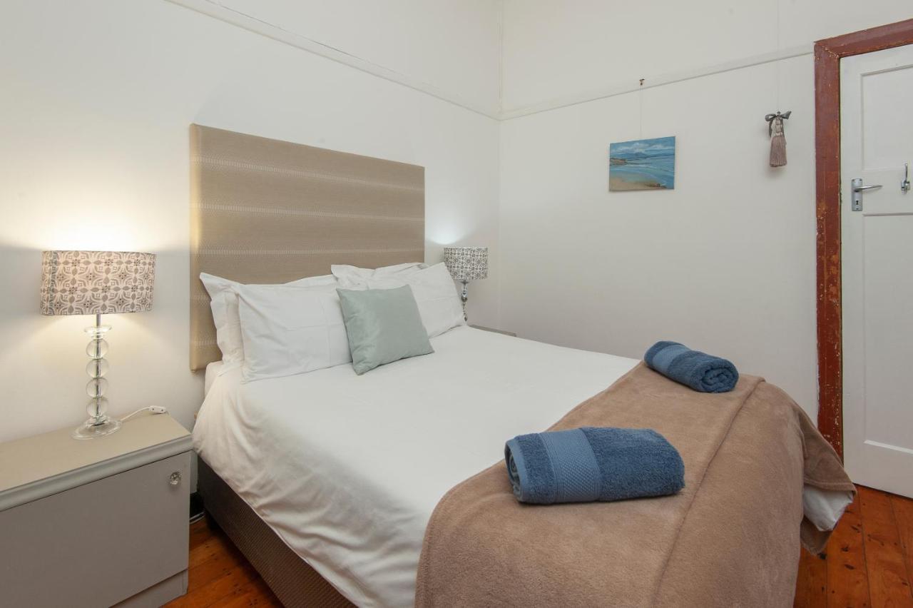 Albatross Accommodation Lambertʼs Bay Buitenkant foto